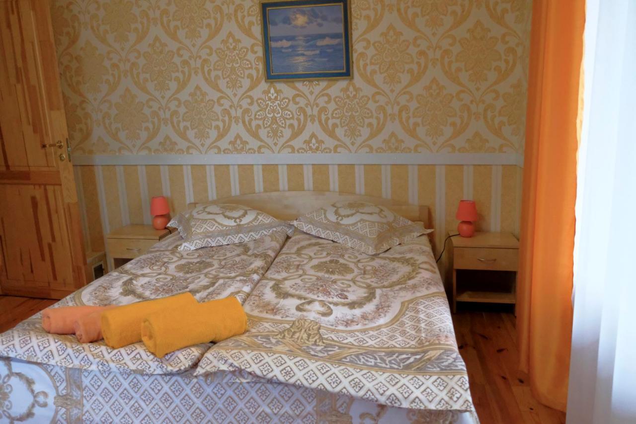 Lecu Muiza Hotel Leci Екстериор снимка